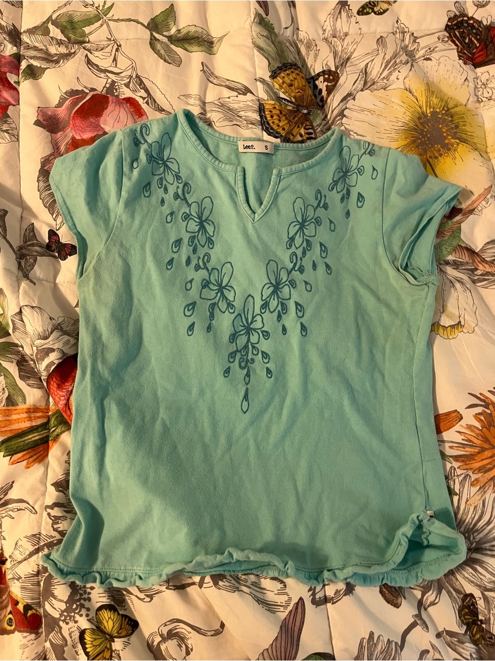 Vintage Lee’s Aqua Blue Short Sleeve Tee with Floral Embroidery
